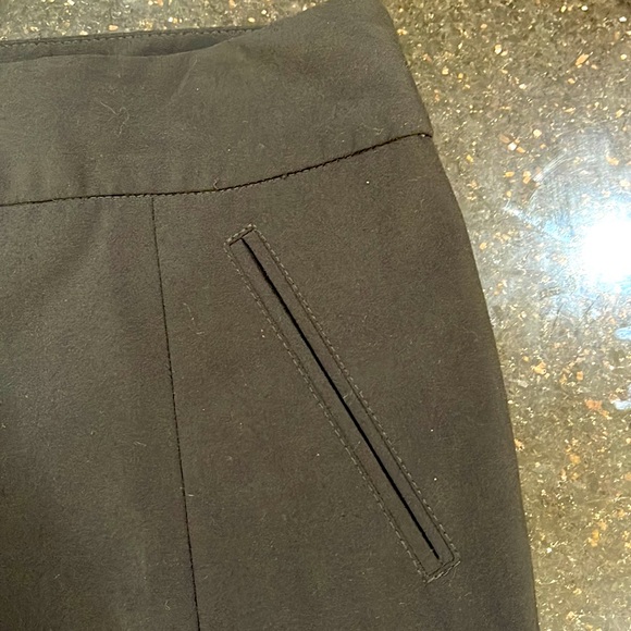 Trina Turk capri pants - Picture 4 of 6